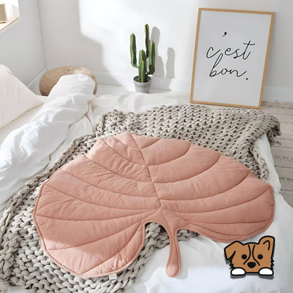 Leaf Shape Floor Mat Blanket